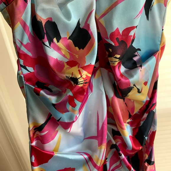 NWOT Cache Colorful Flower Ruched Dress Size 4 - Picture 8 of 8